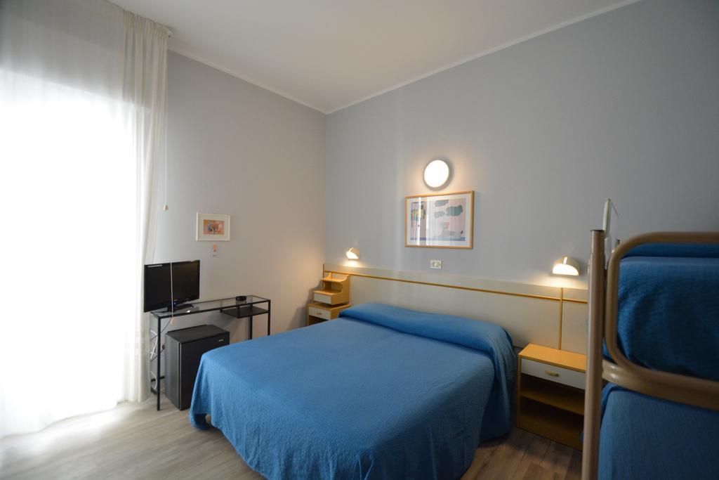 Hotel Mirabella Riccione Exterior photo